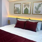 Araça Flat - Beira mar - Apto104 Térreo frente mar